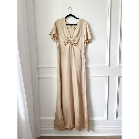 NEW Show Me Your Mumu Rome Twist Gown Maxi Dress in Champagne Luxe Satin XL - Picture 3 of 10